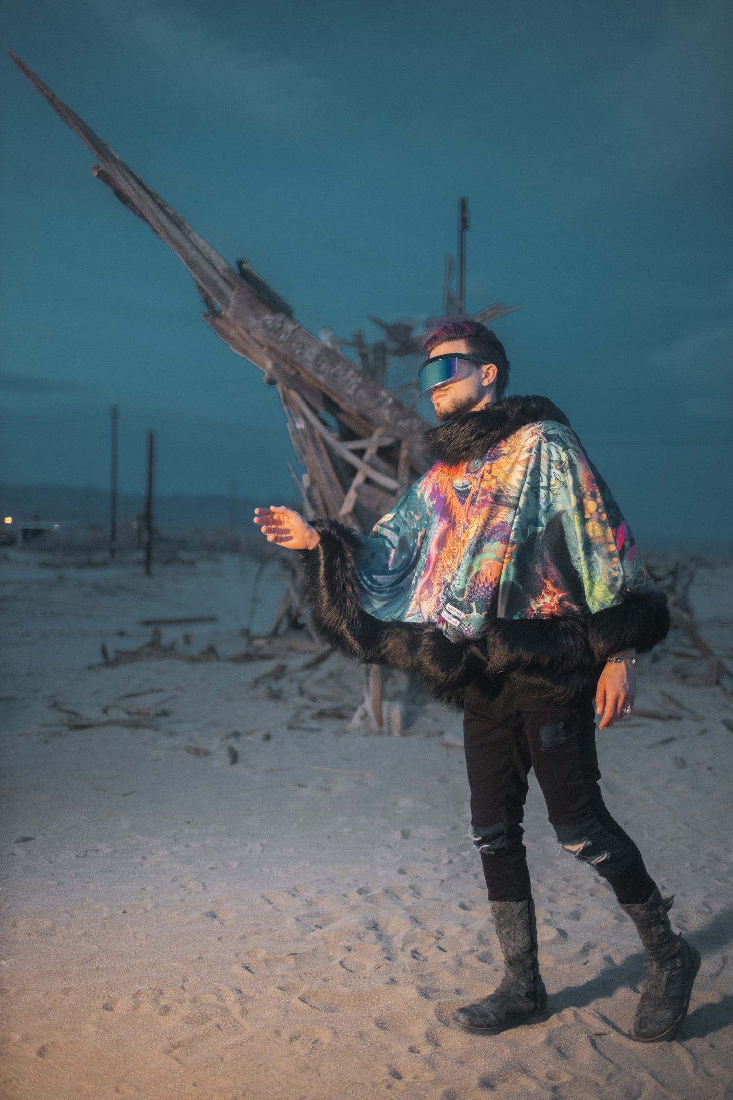 Humming Dragon faux fur poncho