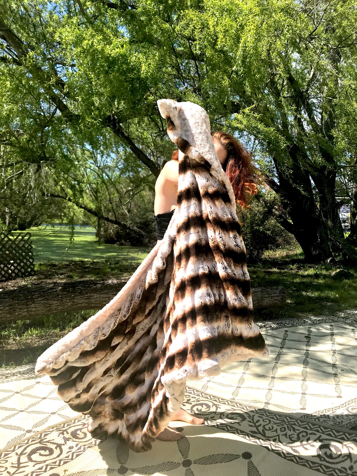 faux fur throw blanket