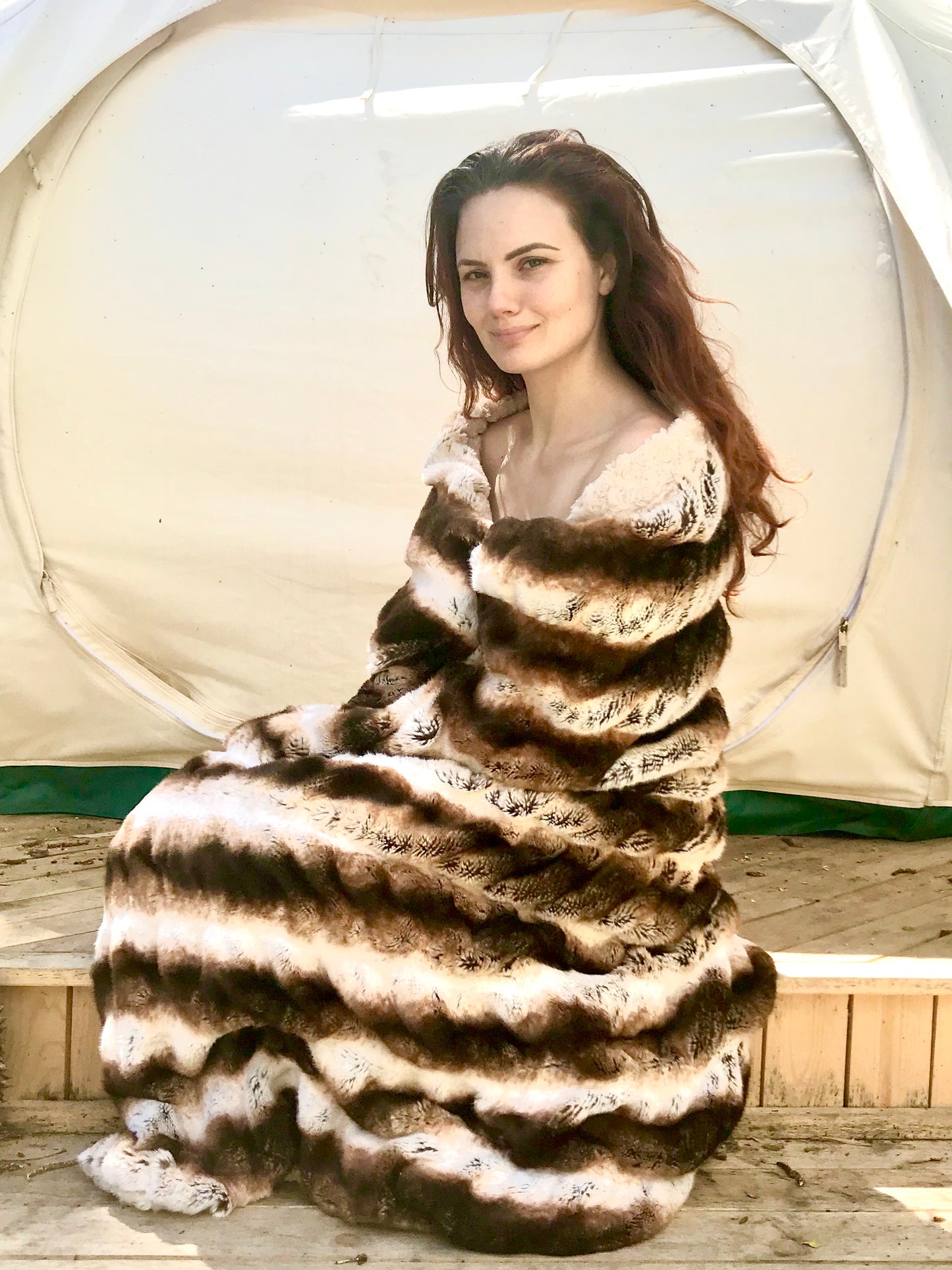 faux fur throw blanket