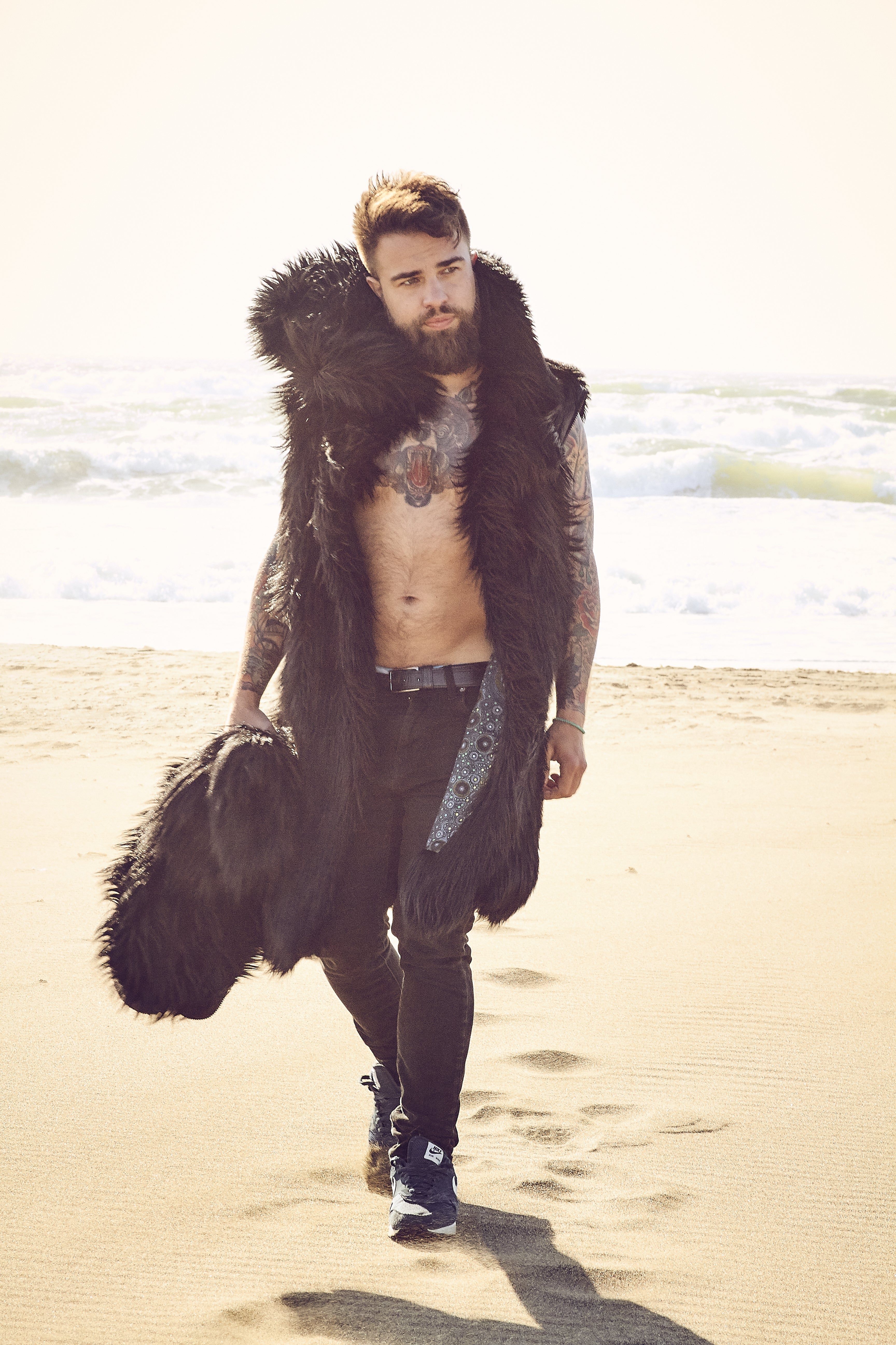 Black wolf outlet fur coat