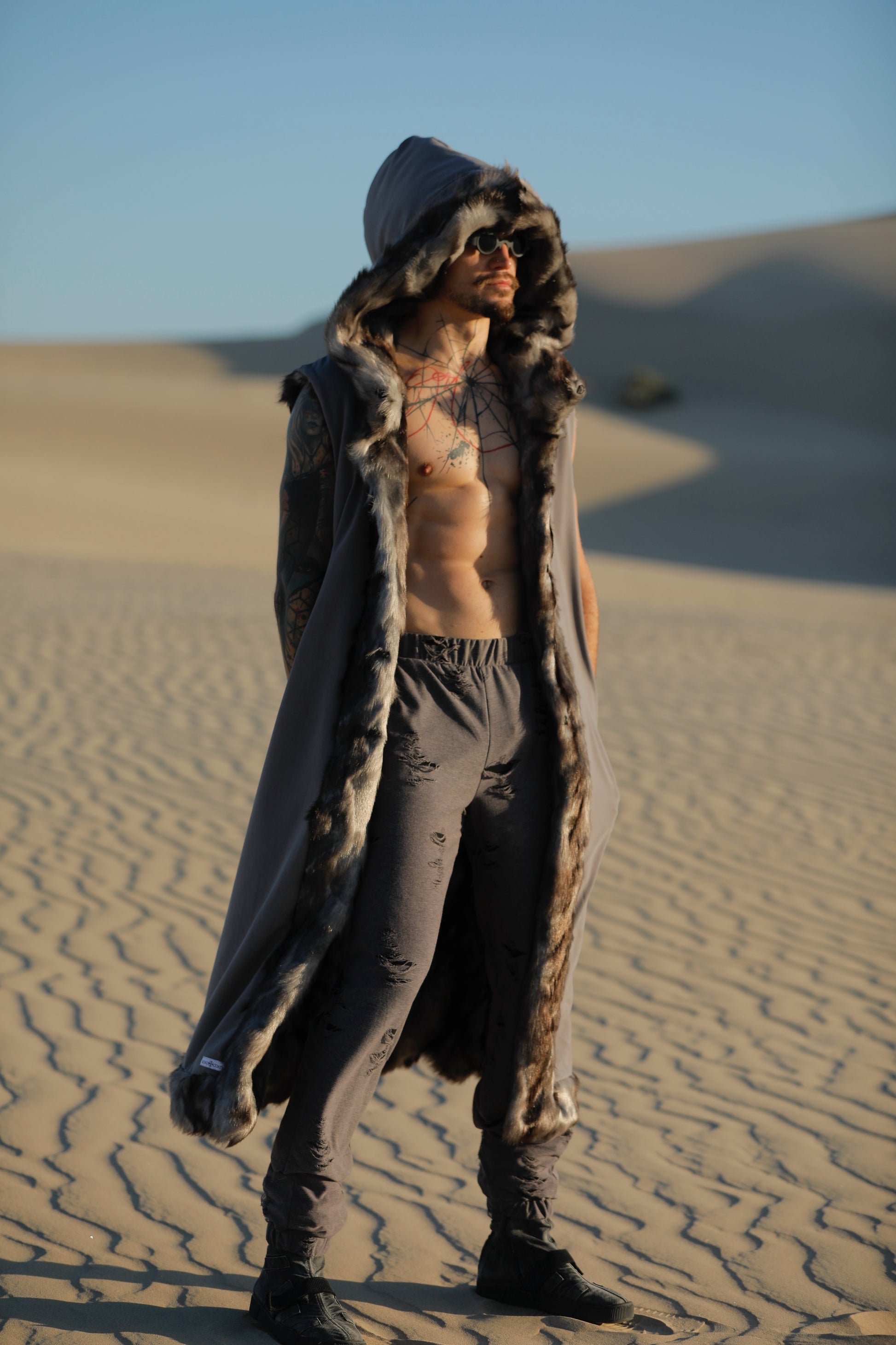 Dune Rebel Long Fur Vest L - Main Image